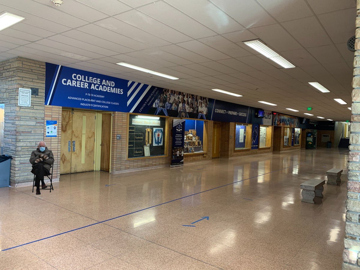 Bernie Sanders visits Abraham Lincoln HS and says “Now this is an amazing school!”