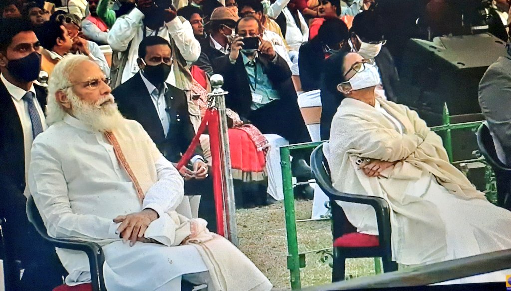 BHK_SALA's tweet photo. When jai Sri Ram  feel insulting your time is up . Mamta Didi ko jai Sri Ram. @mamt @narendramodi #MamtaBanerjeeKoJaiShriRam #MamataBanerjee #MamataBanerjeeKoJaiShriram https://t.co/QadElGkOGg