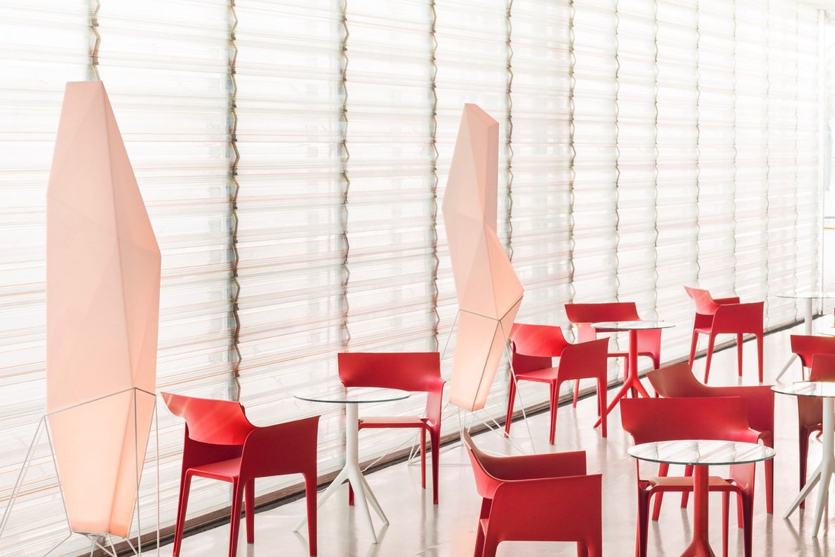 VondomUSA's tweet photo. Vondom's Contract Design Furniture designed to create unique and select atmospheres.
#hospitalityfurniture #restaurantfurniture #hospitalitydesign #furniture #design #designfurniture #contractfurniture #chairs #stackablechairs #vondom #miamidesigndistrict #landscapedesigner https://t.co/PL9FYzjLbf