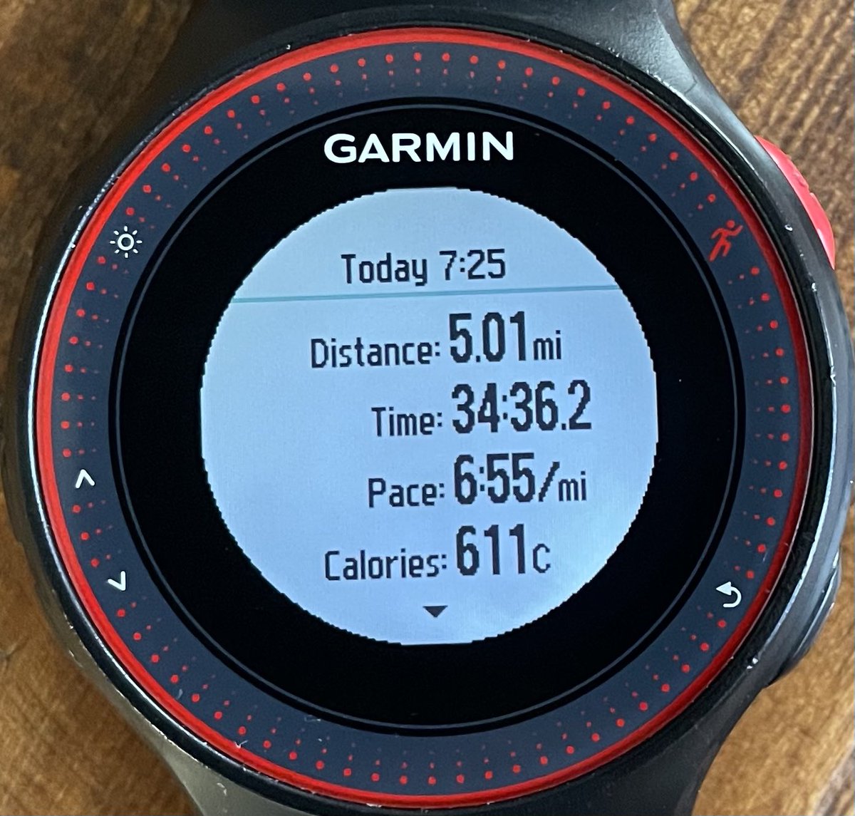 MAGTravF's tweet photo. #RunThought: In cold weather running and force design, dress for the distance where your pace settles-not for the temperature of when you walk out the door. https://t.co/6wFRE3LWRa