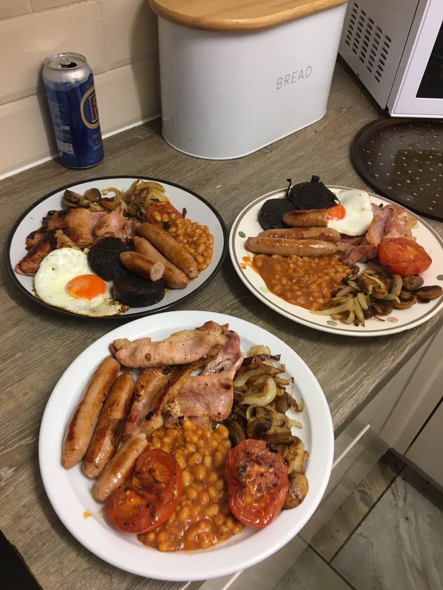 DafPenbryncoch's tweet photo. Wythnos brecwest fferm @FUW_UAC👌🏻 https://t.co/Nj4RluWR01