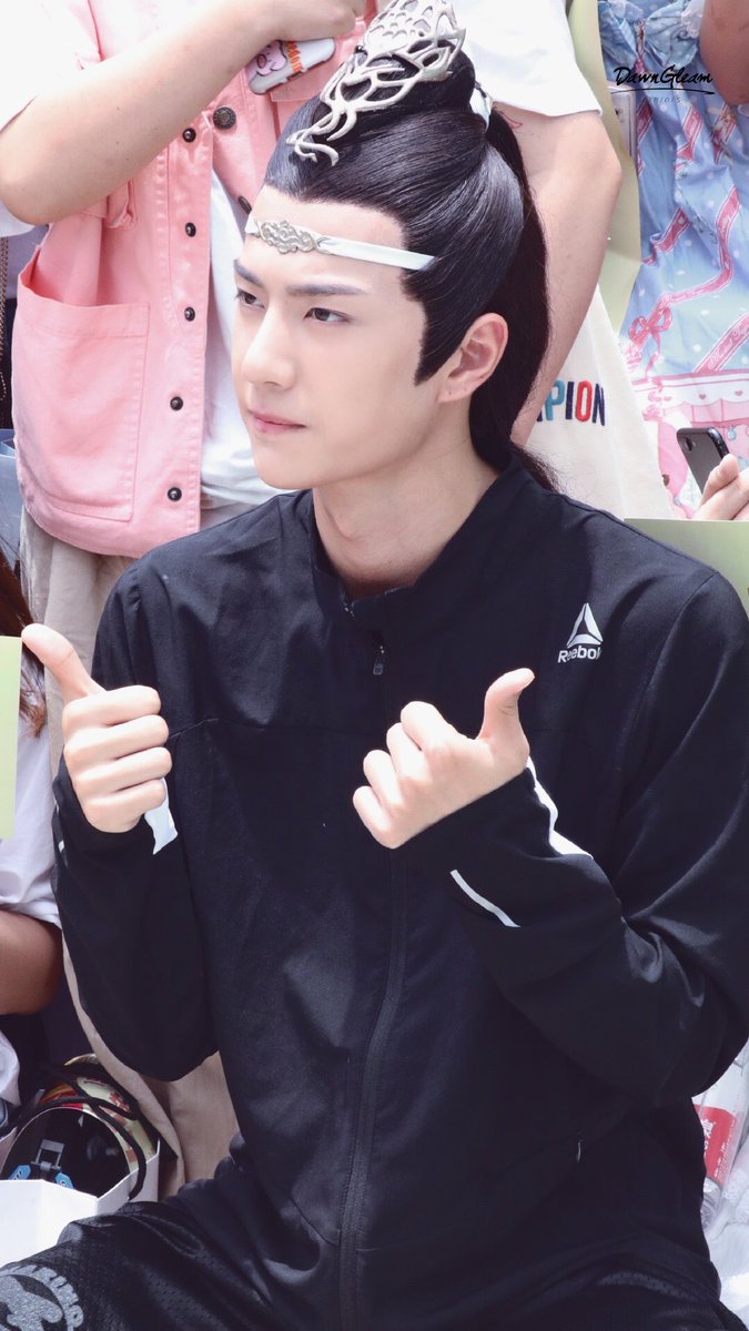 yibo with lan wangji hair in casual getup is my favorite