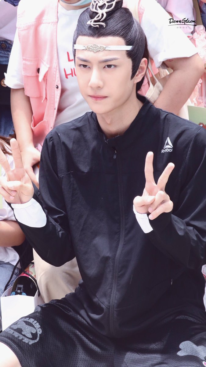 yibo with lan wangji hair in casual getup is my favorite