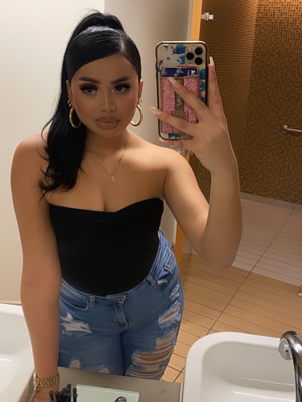 Chrissy (@Chrissyxchi) Takes X By Storm - l2vtet2