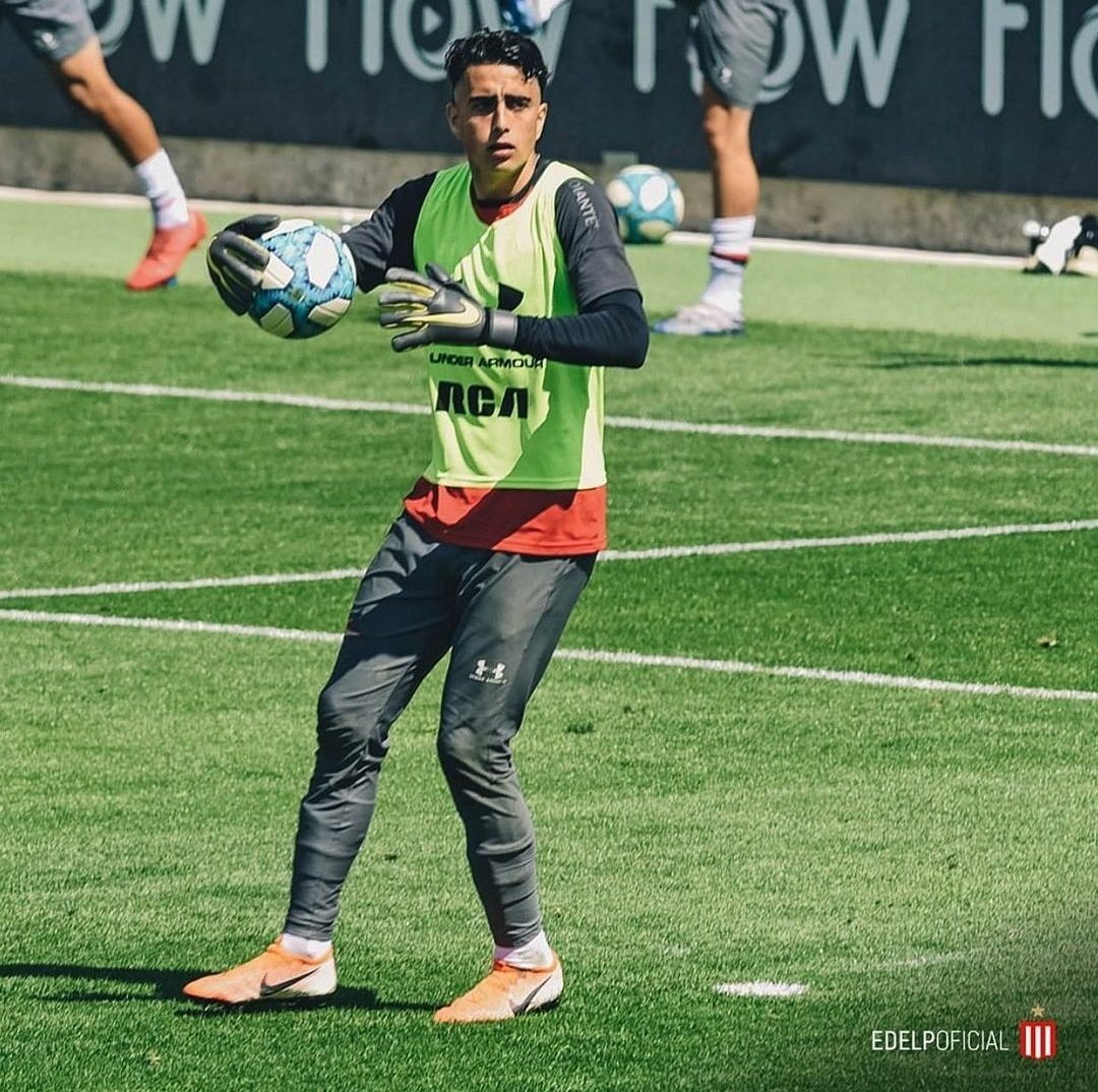 HayEscuelaEdeLP's tweet photo. #EDLP 🎂🇦🇹 ¡Feliz cumpleaños, @jeropourtau! 🥅🙌

#AcáHayUnaEscuela 🦁 https://t.co/JfWVQT7GXV