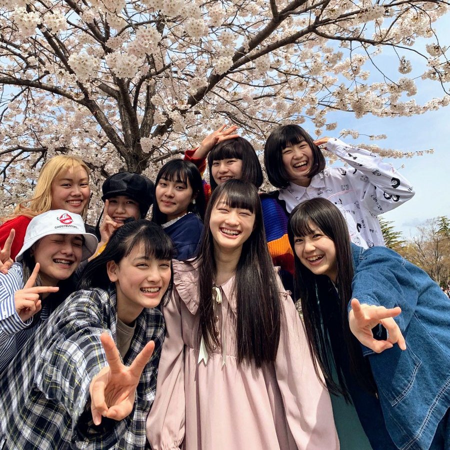 AYAKARE_NATION's tweet photo. 【#いぎなり東北産】
■東北インバウンド 
☞https://t.co/y75FRSSkB4
ここには昔ももクロの復幸支援ライブに感動した東北の小学生が仲間と地方から駆け上がり
４年後同じ仙台サンプラザの舞台で
「憧れのももクロが見た景色」を掴む姿が映ってます

夢が繋がる姿をご覧下さい
https://t.co/TsA9Jbv5Ru https://t.co/MlydjsB5l3