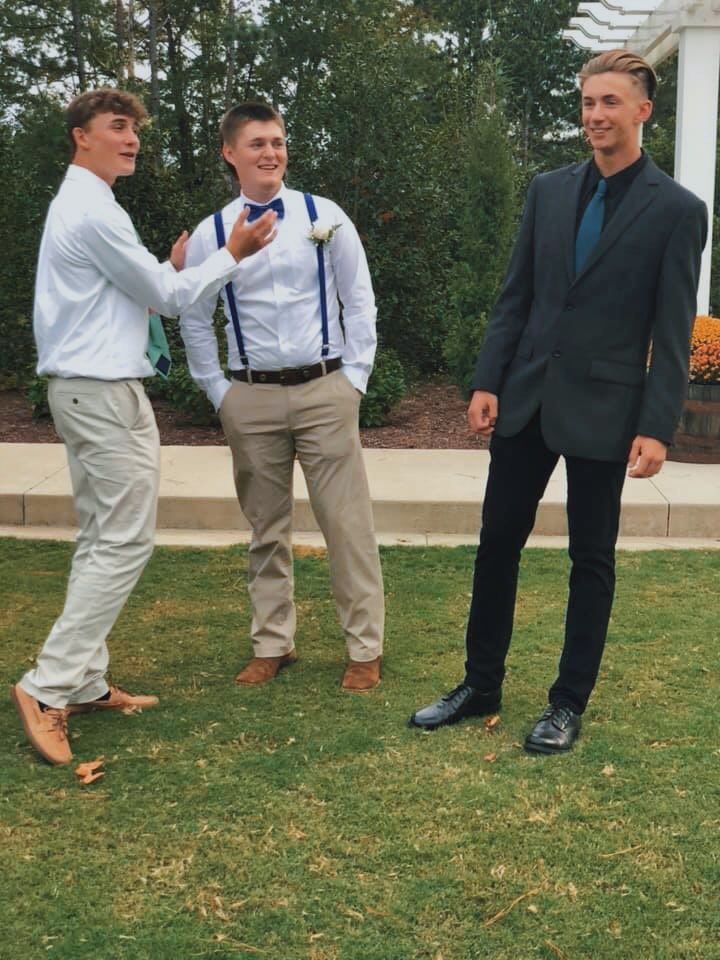 Prayers to the Kirwan family. I couldn’t of asked for a better friend than Steele. This season will be for you. Our team will play our hearts out every game for #7. Fly high 7. #Steelestrong