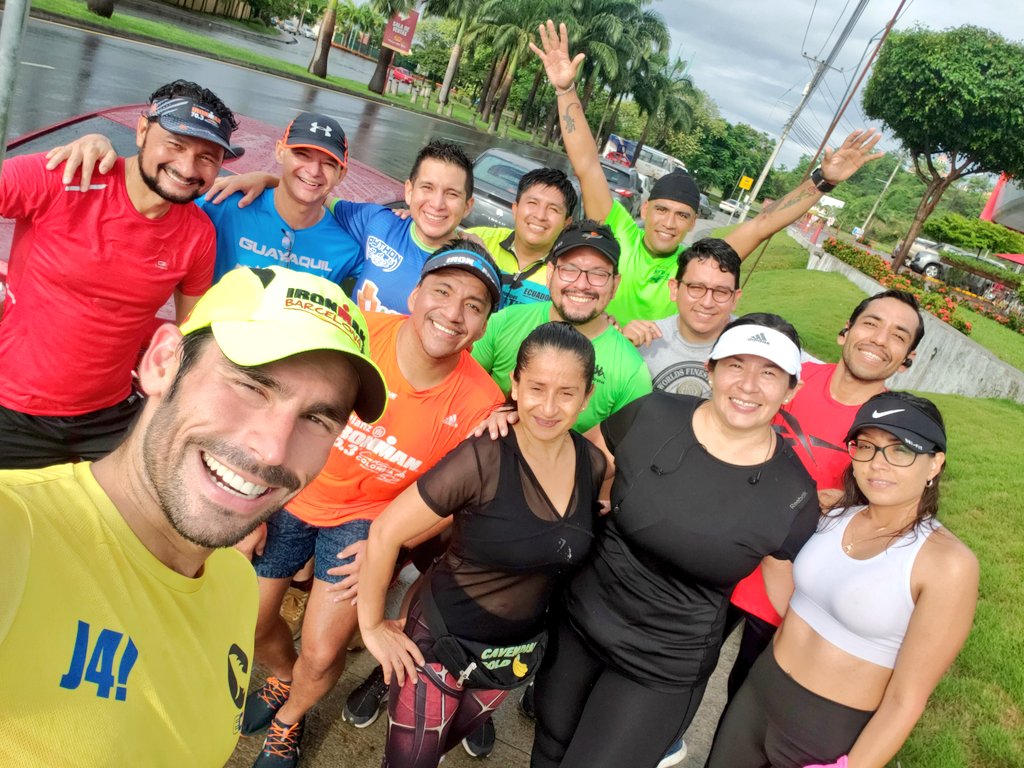 JuanJose_J4's tweet image. Hoy nos fuimos de 15k con la familia #PythonTeamEc 💪🏻💪🏻💪🏻
Que gran grupo
#Running #SomosPython #LaJoya