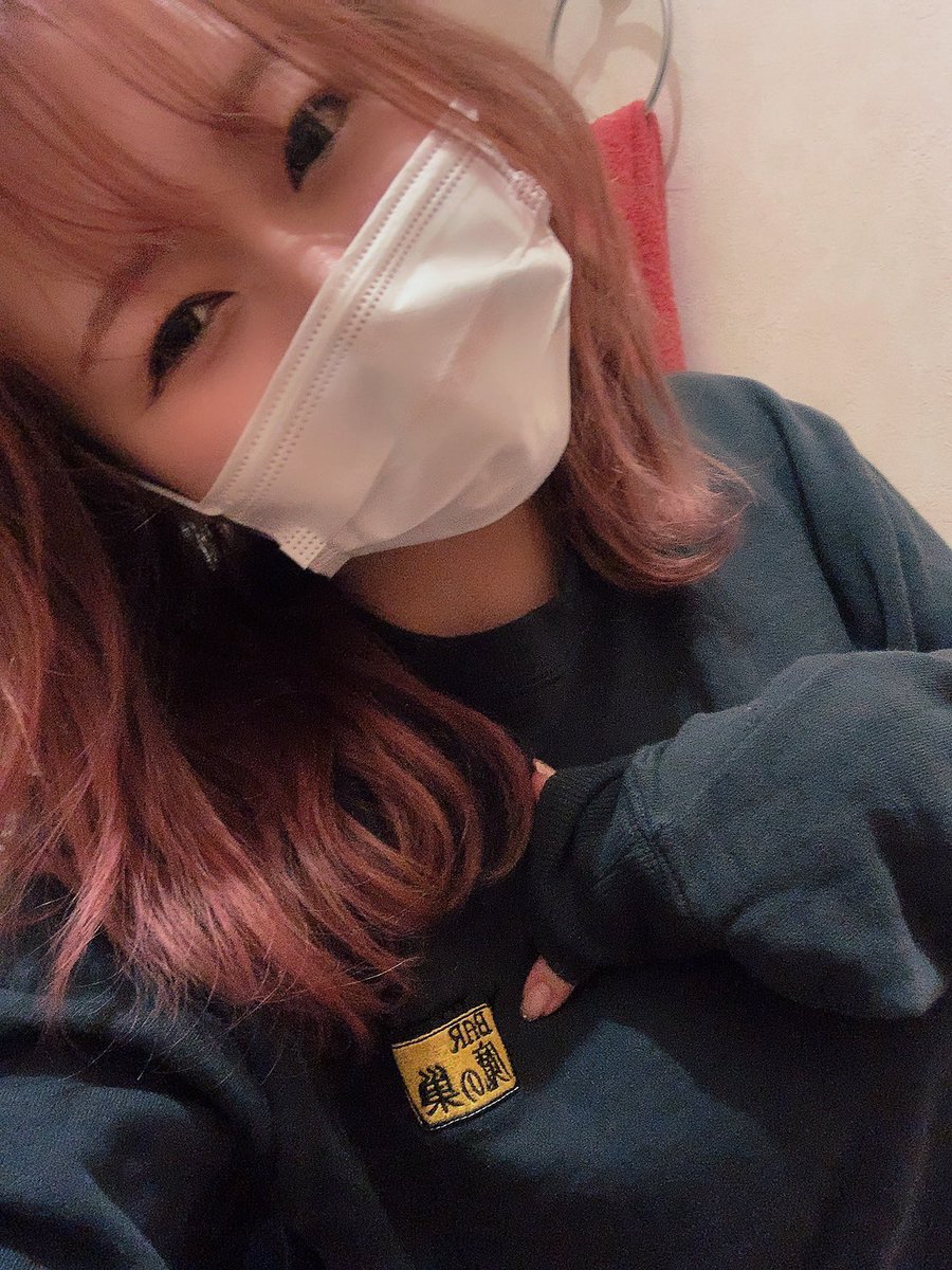 sally_y0720's tweet photo. 24:00〜　#MoreLive #MLiveU で配信します🥺✨
多少の前後（主に後）は、気にしないでね🥺❤️

IDX: 89578734で検索してくだれ！

iOS：https://t.co/hQwISebvzP…
Android：https://t.co/ZZvmzzlTmF…

日本語コメントもウェルカムだよ❣️よろり❣️ https://t.co/qmvNYOR4pH