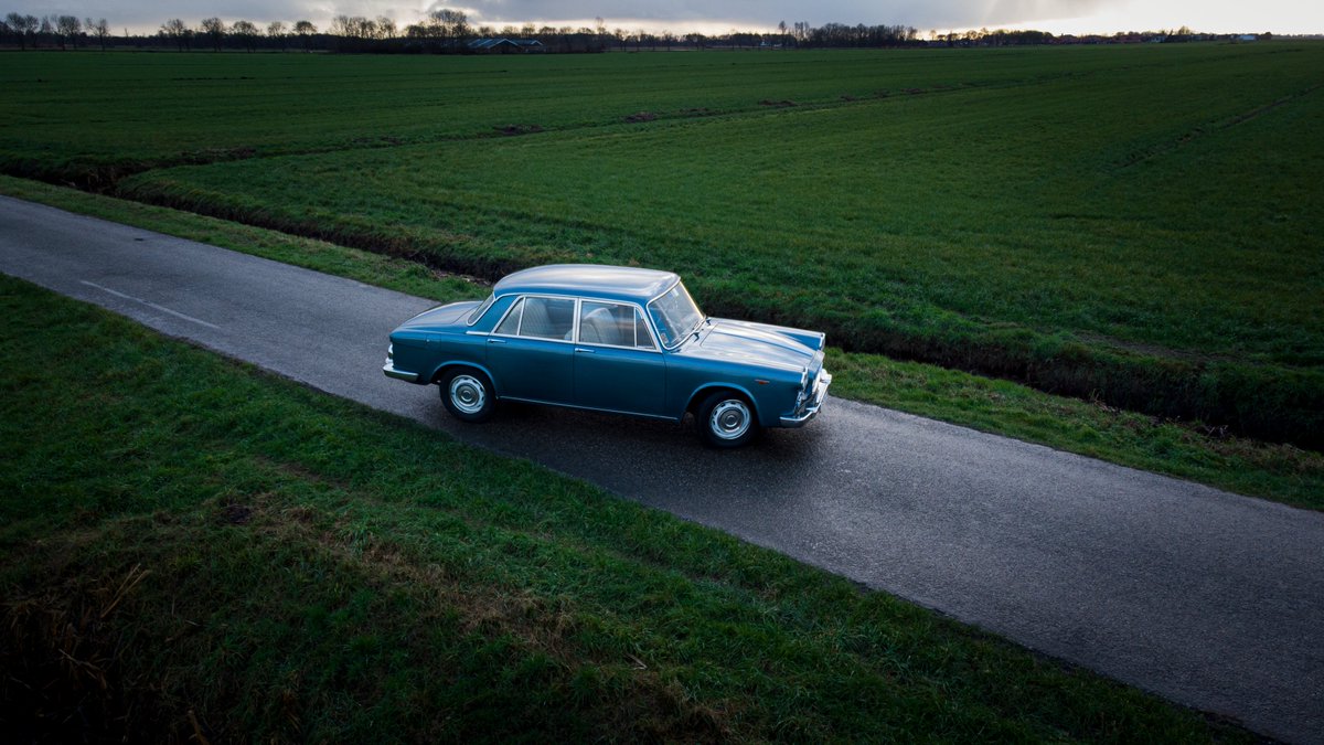 DutchPieteron's tweet photo. *Warning self promotion ahead*
Want to see photos I make with my drone? Have a look at my instagram https://t.co/huH0rYWnh6 https://t.co/ZfuFB0YtvQ