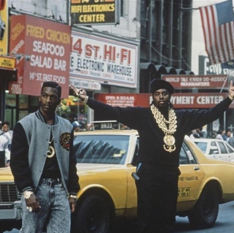 1987 - Eric B. & RakimHonorable Mention: BDP, Hoodo FushimiRakim and his producer combo of Eric B. would be one of the best chemistry for Hip-Hop history with Eric B's production and Rakim elevating the level of lyricism with his rhymes and penmanship on Paid in Full.