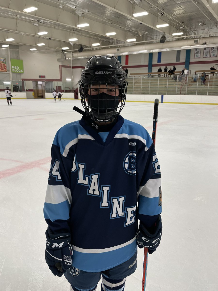 Squirtacular Gold

POTG honors go to Blaine’s Owen Stemwedel he had two goals and two assists for the Bengals.