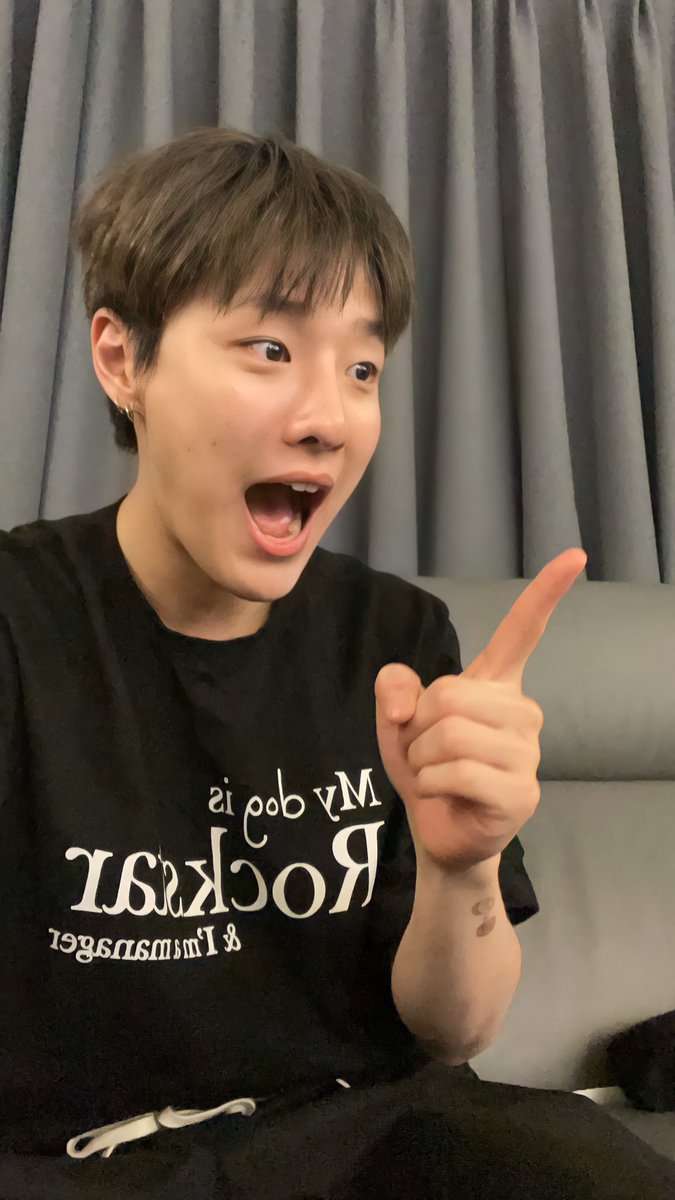 sparklinBreeze's tweet photo. 대충 고화질 https://t.co/YOJtjXIP88