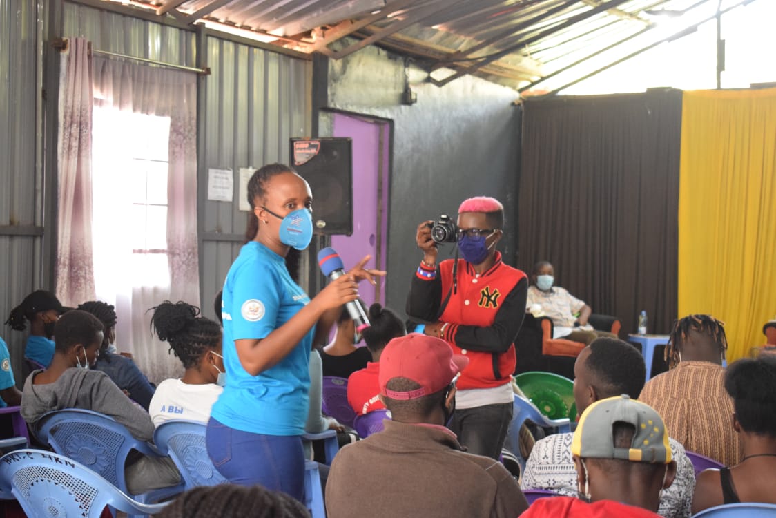LAFkenya's tweet photo. We listen to youth voices as we seek to educate, inspire and empower. Thanks @MWFalumniKE  for hosting us at #Youth4peaceandCVE. @WashFellowship  @IREXintl @YALINetwork #YALIlearns https://t.co/w43c8R5VpI