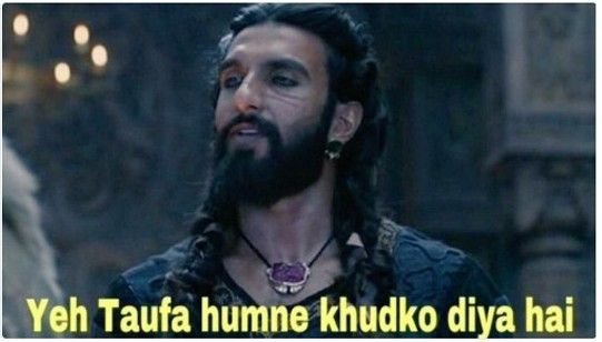 SmtKmr10's tweet photo. @memekaynat Or wo log jo sirf apne aap ko sabhya-sanskaari dikhane ke liye chasma pahante hai🤭 https://t.co/xiXIWuJS9h