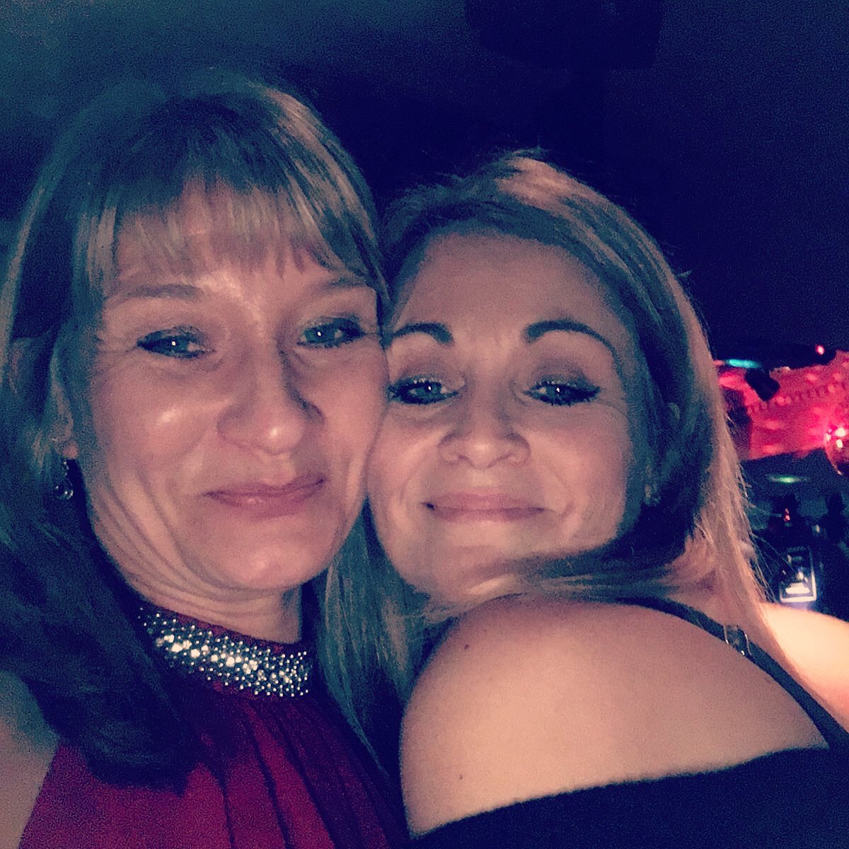 RachelCShreeve's tweet photo. Remember the days before covid and ๐when we could get dressed up and go out to drink, dance & celebrate @CherylVrinten Happy birthday gorgeous friend ๐ฅณ Until we can dance, drink & laugh together again! #thebondgirls #childhoodfriends #familyfriends #alwaysthereforeachother๐ฉ๐ปโ๐คโ๐ฉ๐ผ https://t.co/1rPTgqhaDF