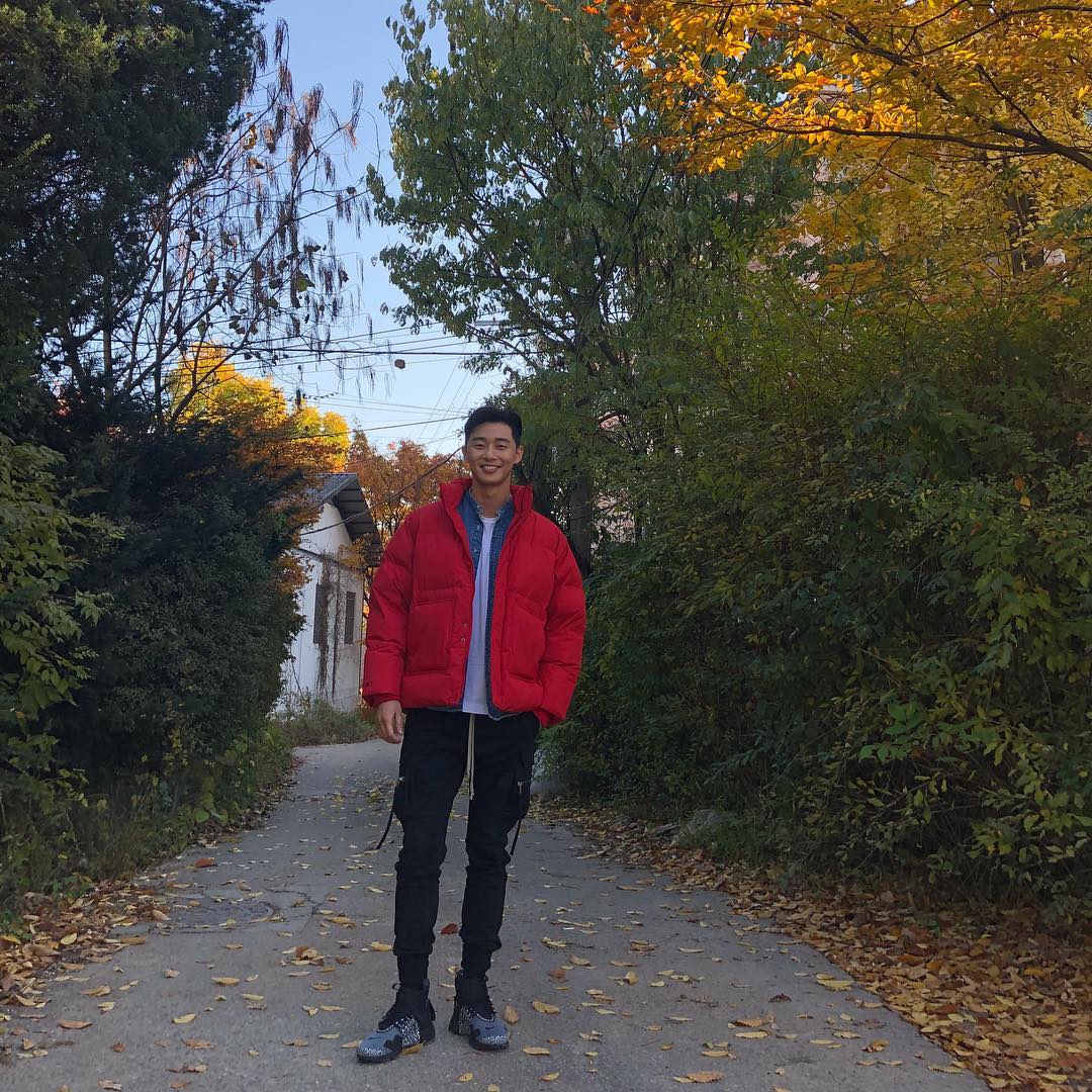 parkseojoonpics's tweet photo. his proportions are crazy https://t.co/p4PF9AhD9J