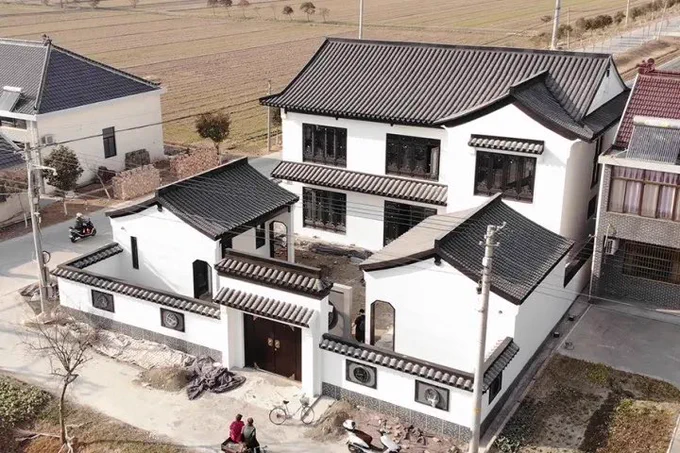 中国の農村で建てられた実際の四合院。日本でも建てられるかな?日本で四合院ってあるんだろうか、、、 
