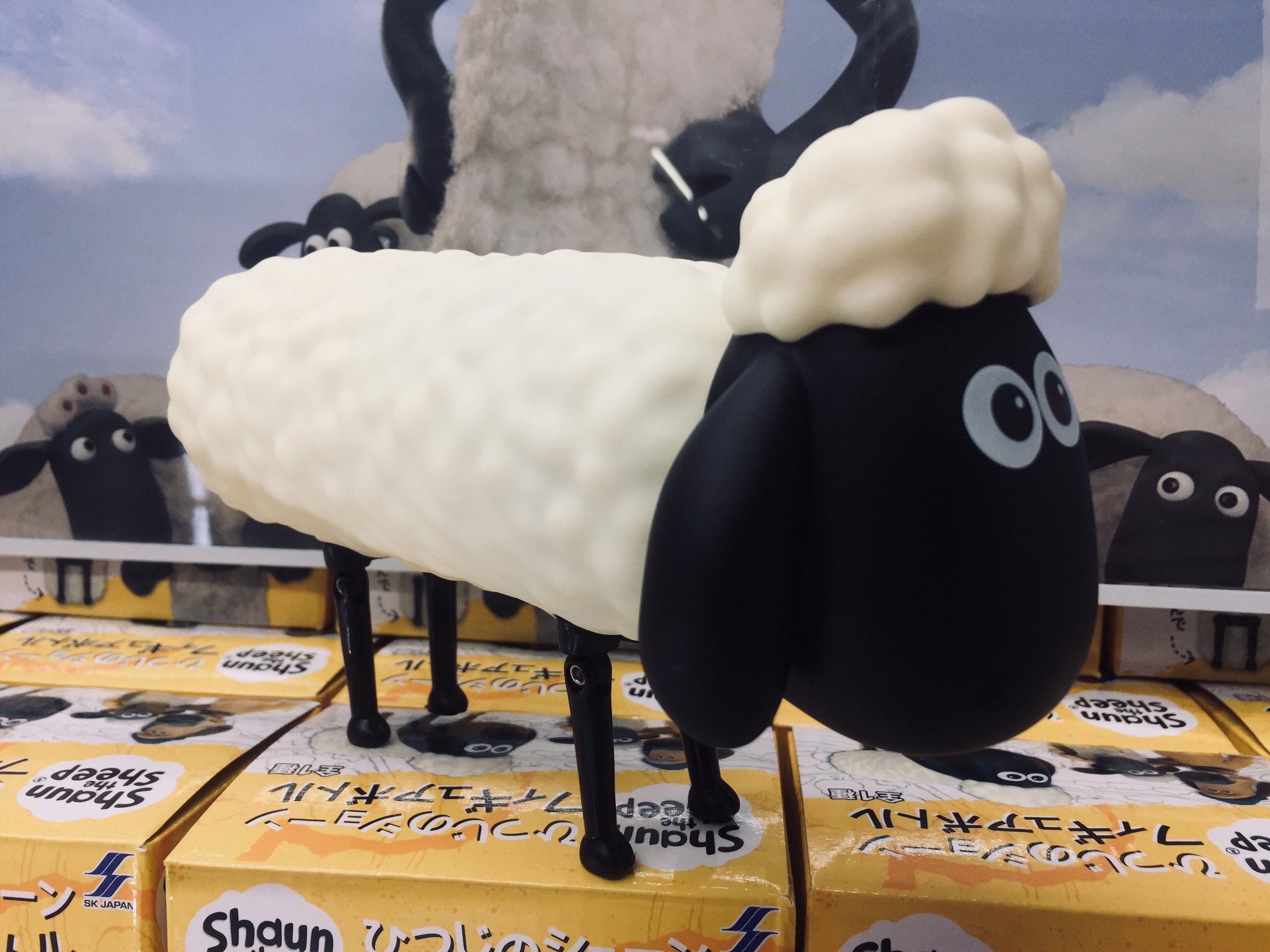 万代書店岩槻アミューズ En Twitter アミューズ入荷景品 ひつじのショーン フィギュアボトル 水筒としても フィギュアとしても使えます さらに手足は動かせられるのでお好きなポージングをさせてみてくださいね ひつじのショーン Ufoキャッチャー