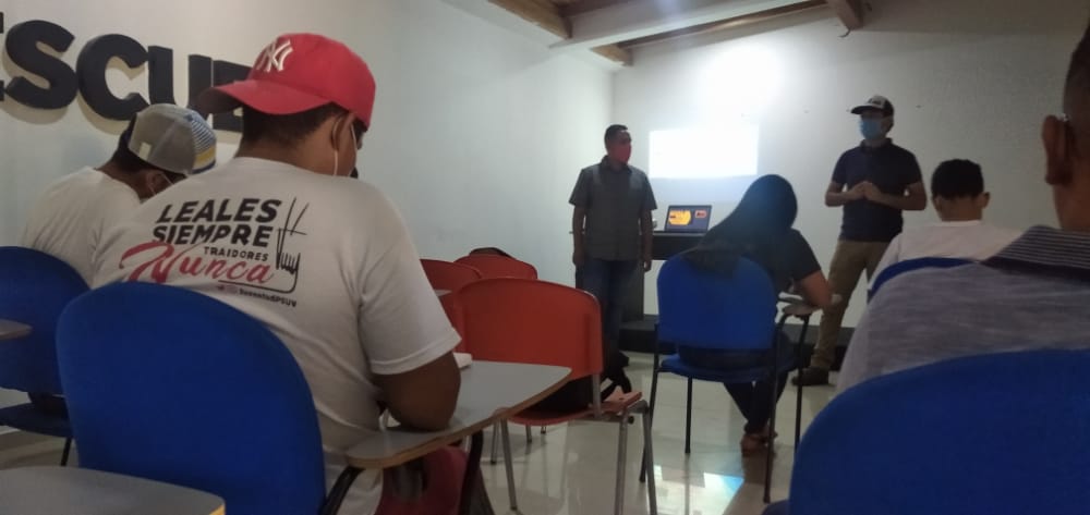 valeriapsuv's tweet photo. #FormacionJPSUVZulia 
#EraBicentenartia
@OmarPrietoGob 
@CTrompiz2 
@DamelisChavez https://t.co/6Nnc4qgsQ8