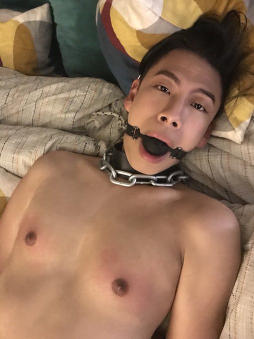 1 pic. Throwback that night I cried for daddy, we went really kinky ????
https://t.co/GM78UA94ql https://t