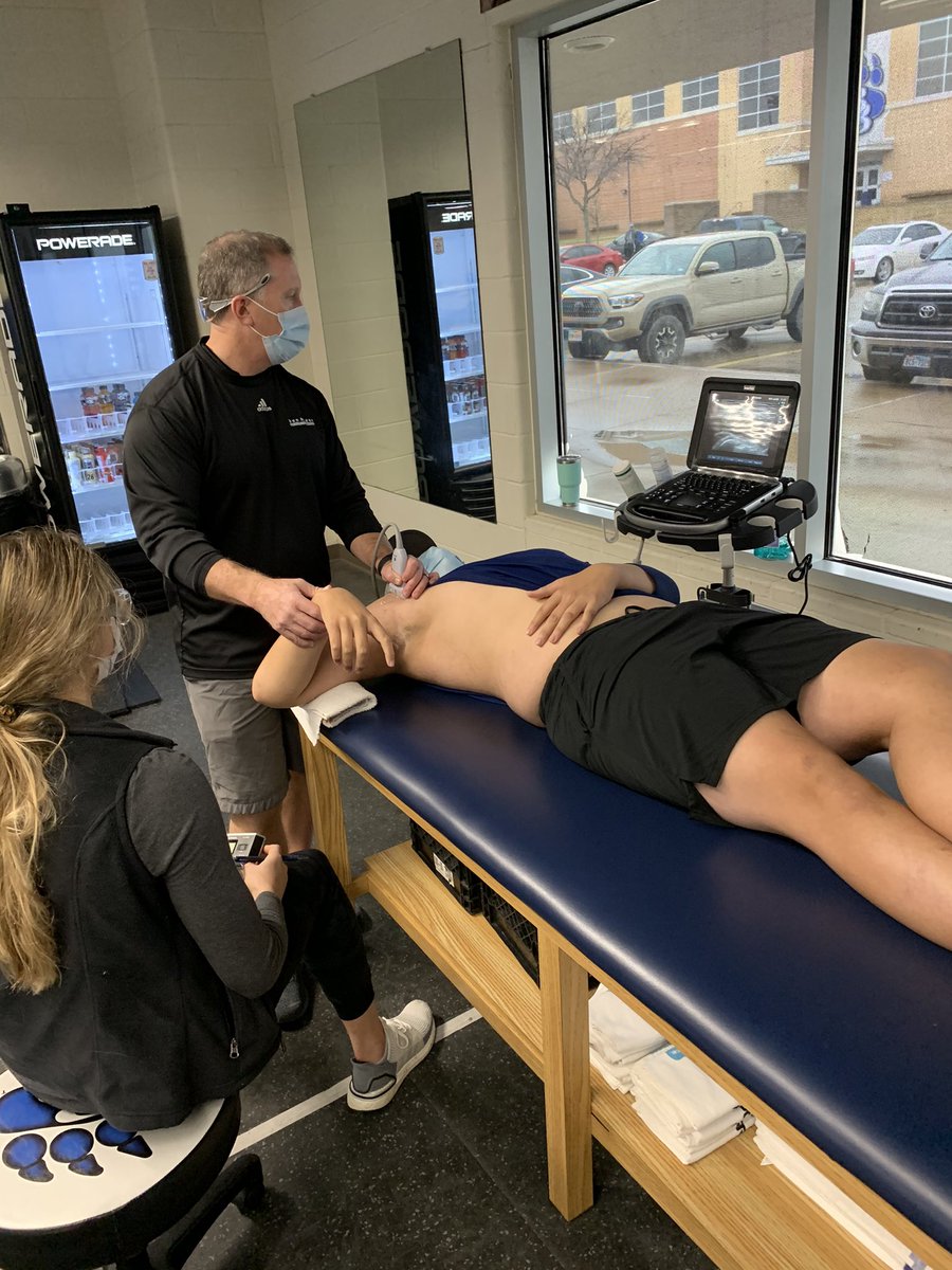 BrewerSportsMed's tweet photo. Thank you to @THSportsMed for coming out and measuring our @brewer_baseball team ⚾️ today and helping us identify and prevent potential arm 💪issues this season! Another way we are able to provide elite care🏆 to our @BrewerAthletics student athletes 🔥 https://t.co/59zoKW6iLC