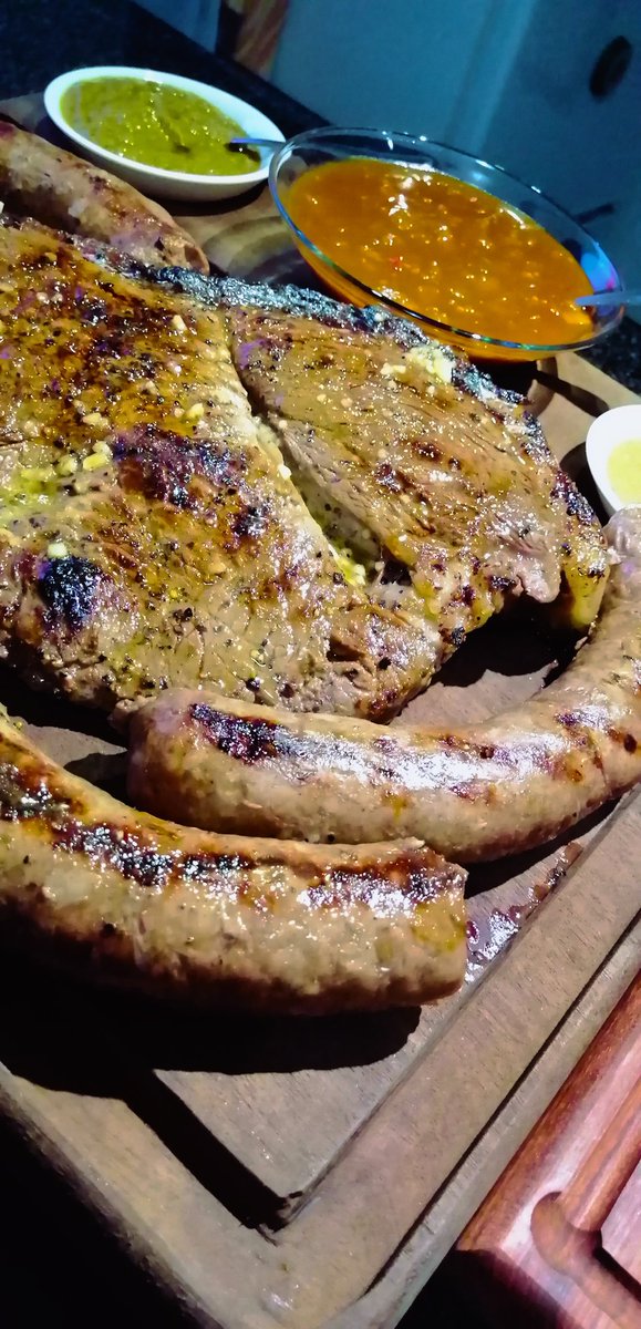 Cellie_ThisIsMe's tweet image. Butcher's cut Rump
Home-made monkey gland sauce
Chermoula
Braaibuns