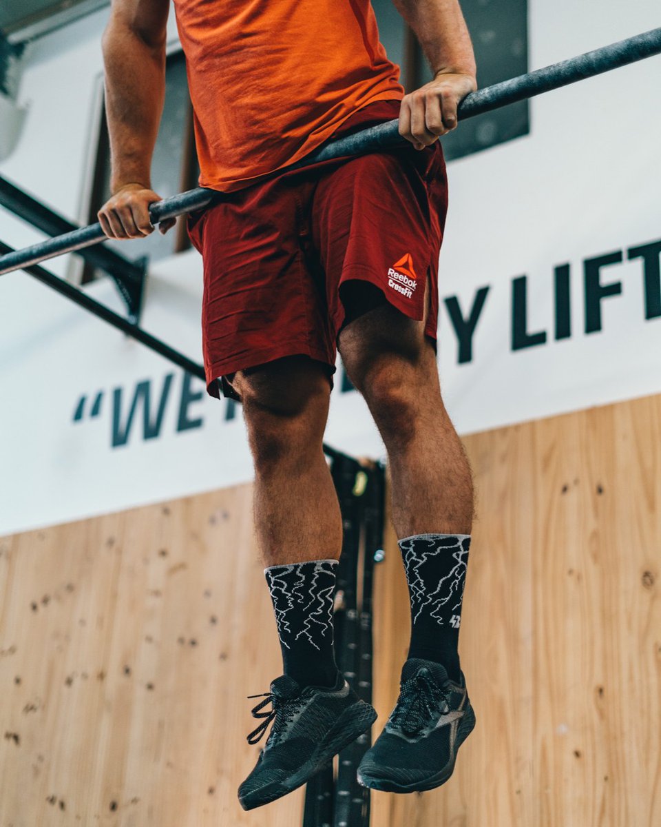 Legbitersocks's tweet photo. 🇬🇧 We wish you all a great weekend! Train better, train with Legbiter ⚡🧦🏋️‍♂️

🇵🇹 Desejamos a todos um óptimo fim de semana! Treina melhor, treina com a Legbiter  ⚡🧦🏋️‍♂️

#legbiter #legbitersocks #crossfit https://t.co/CXQzaCq1Fp