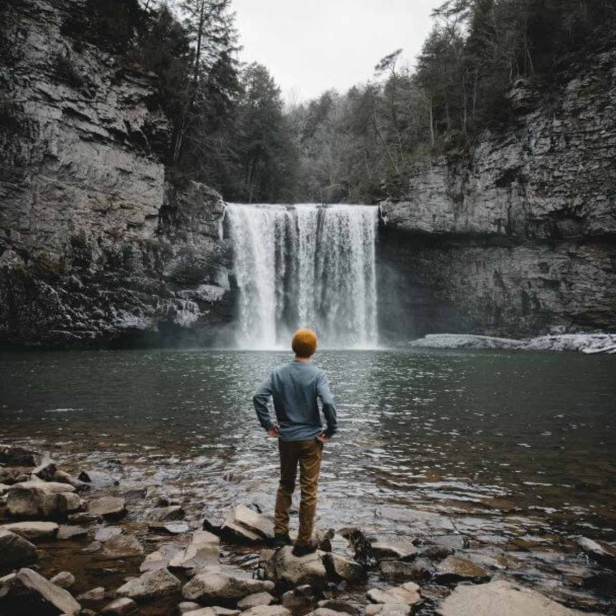 virginhotels's tweet photo. From lakefronts to Red Rocks, Virgin Hotels can keep you connected to the greatest of the great outdoors. Read our latest Virgin Voice blog: https://t.co/fu46vSW7vr https://t.co/SX3DAKcYti
