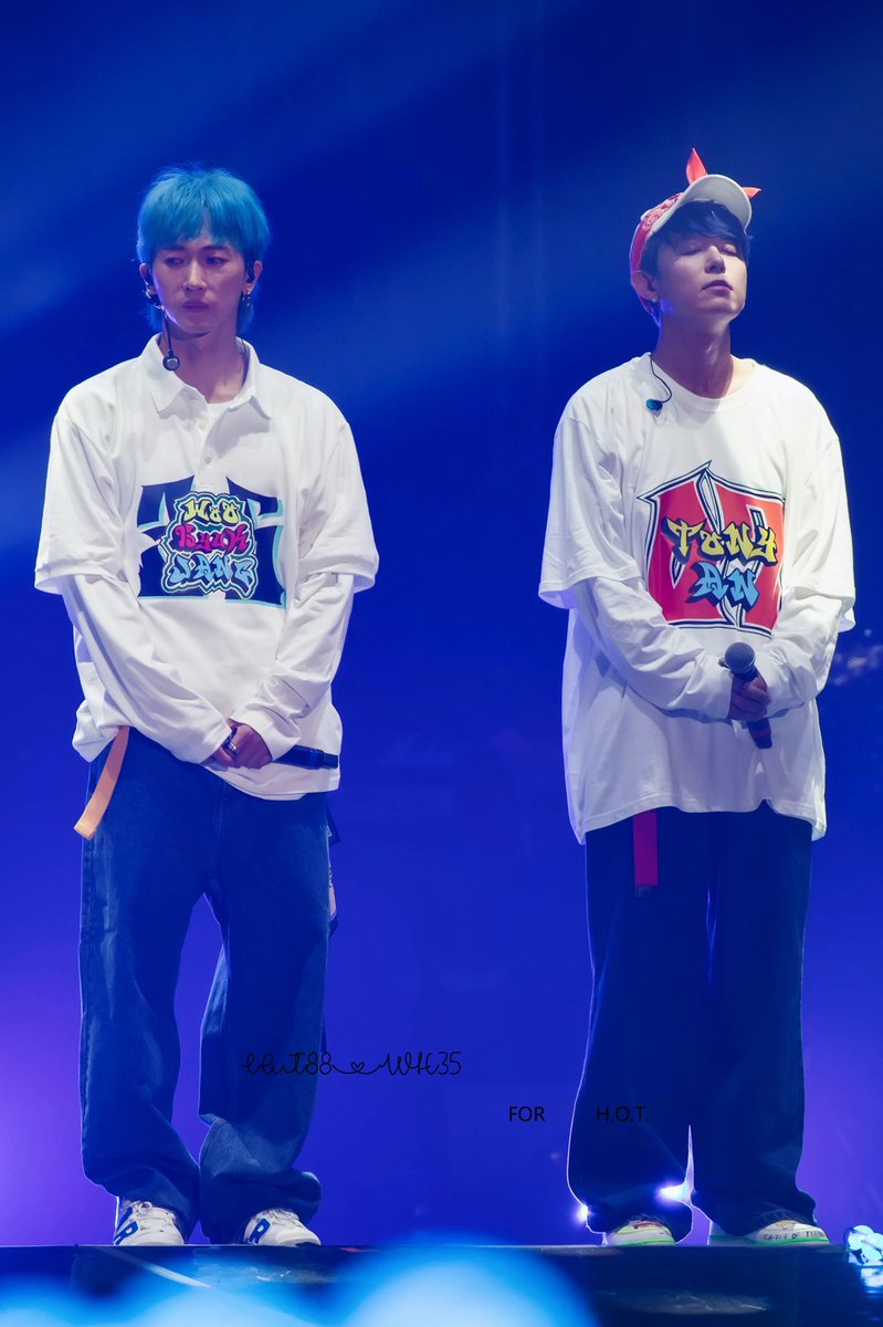 maoxiaoshui's tweet photo. 💙❤️
-
20190920
2019 High-five Of Teenagers Concert 
NEXT MESSAGE 
#장우혁 #jangwoohyuk #张佑赫
#안승호  #tonyan  #安胜浩 https://t.co/mHn8lysOxg
