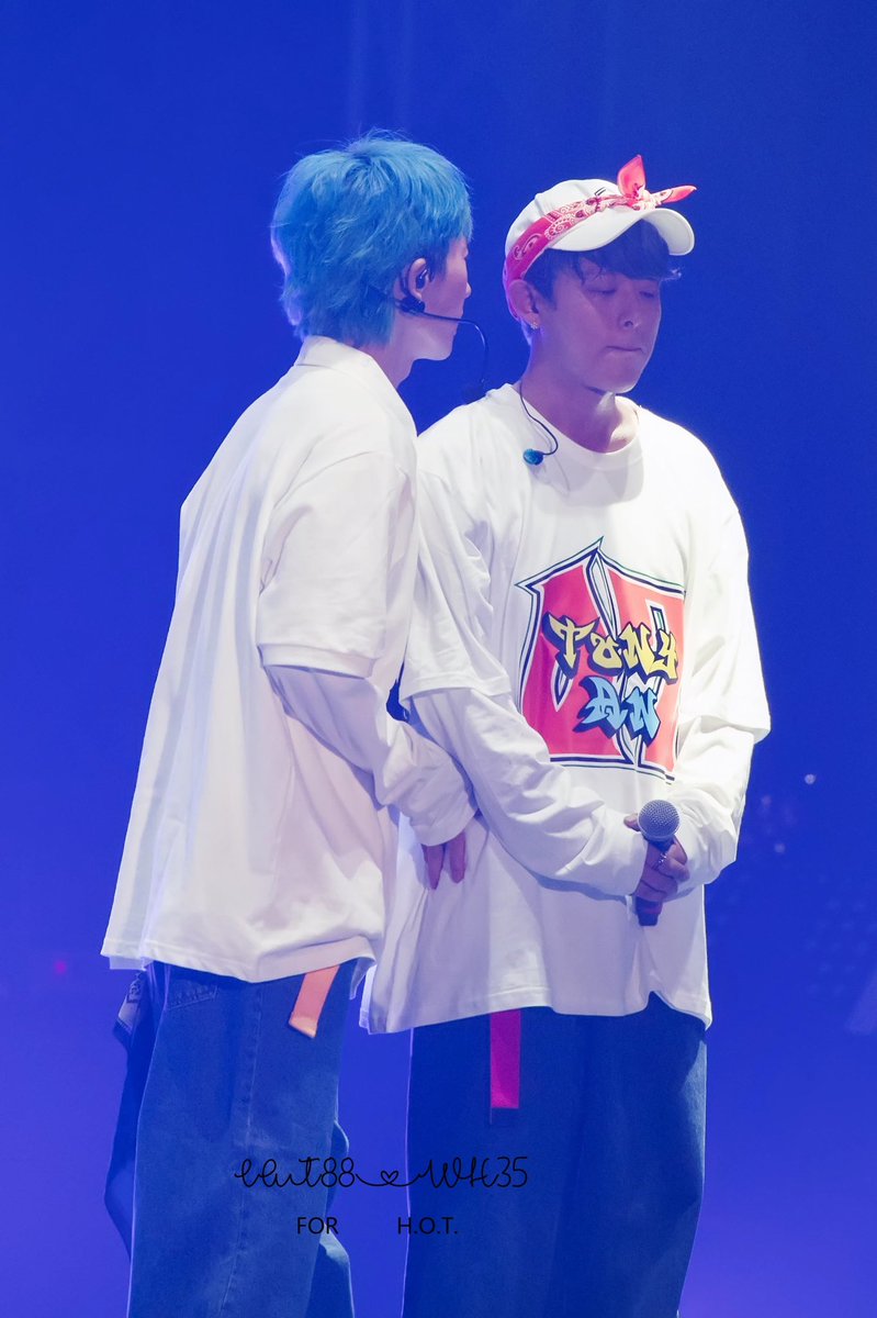 maoxiaoshui's tweet photo. 💙❤️
-
20190920
2019 High-five Of Teenagers Concert 
NEXT MESSAGE 
#장우혁 #jangwoohyuk #张佑赫
#안승호  #tonyan  #安胜浩 https://t.co/mHn8lysOxg
