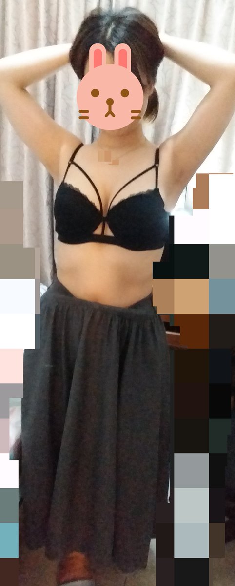 hkletsdoing's tweet image. 老婆 買在新bra畀我撿查 質感如何？