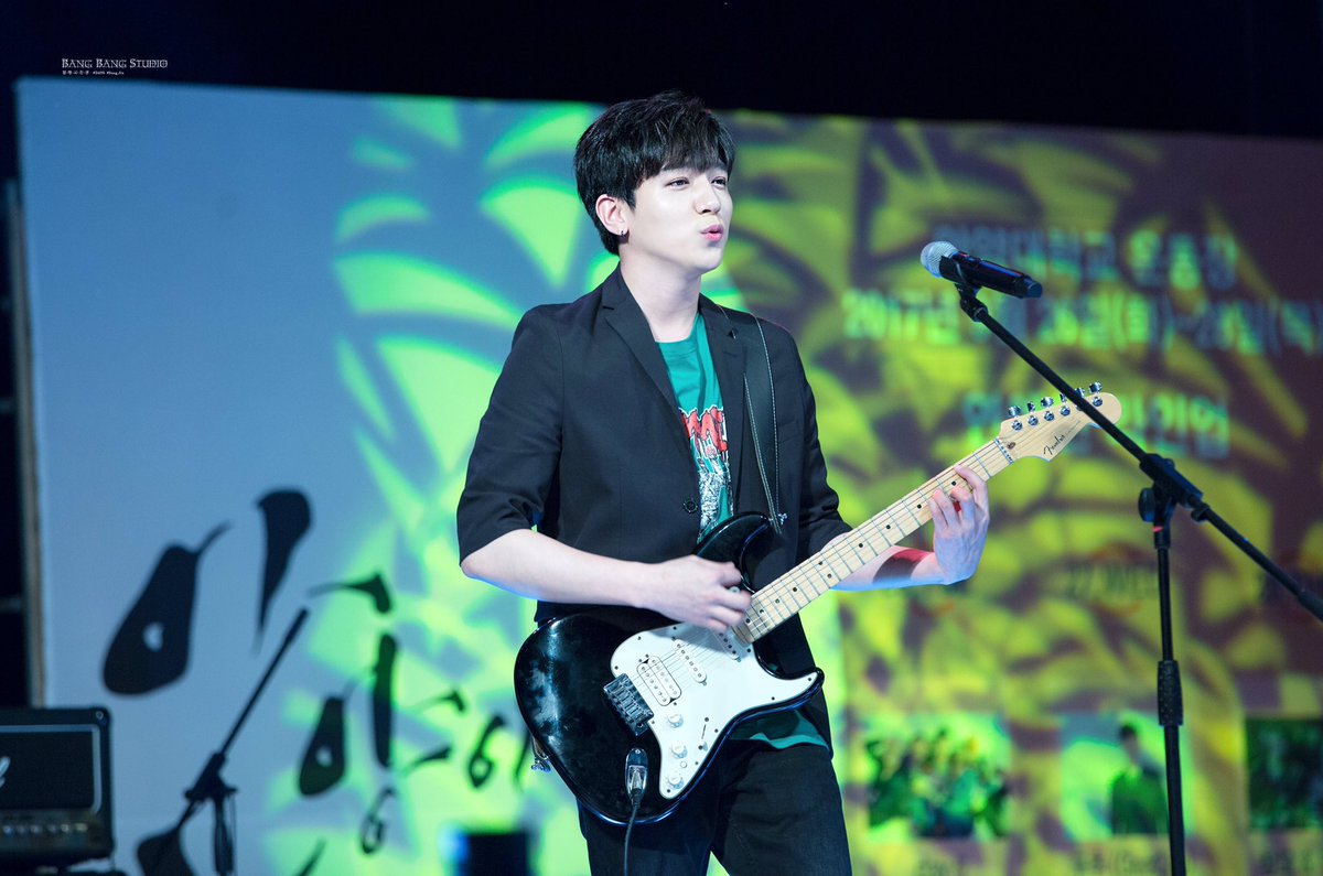 moongsiri_'s tweet photo. 성진시💚💚💚 https://t.co/P3sBpJ1FeR