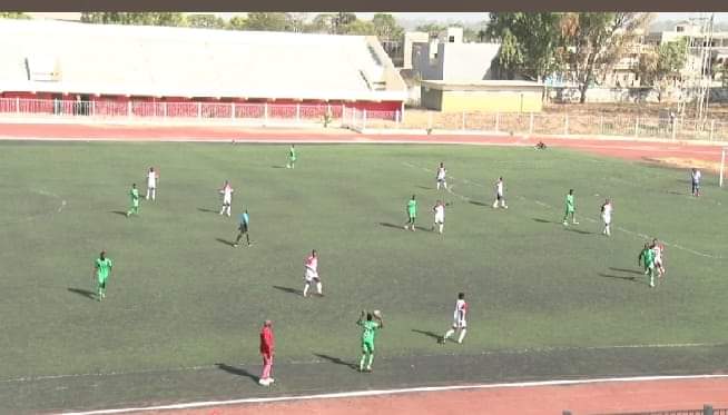 Galsenfootsn's tweet photo. #Ligue1SN #FootLocalSn
🆚 @diambars_fc 0-0 @DakarSacreCoeur #DIAMDSC
🆚 @ASCJaraafsn 1-0 AS Douanes #JARASD
🆚 @as_pikine 0-0 @GFoot_Senegal #ASPGF
🆚 @CasaSports_ 0-0 @stadedembour #CASASDM
🆚 @CoteMbour 0-0 @TeunguethFc #MPCTFC
🆚 Niarty Tally 0-0 Ndiambour #NGBASN https://t.co/ZIbZJ2J5af