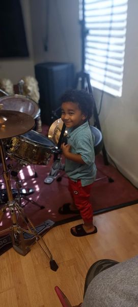 CarltonBurgess's tweet photo. I am a advocate for arts in the community. Burgess School of the Arts Tampa #drumclasses https://t.co/qtYi7e1cDB