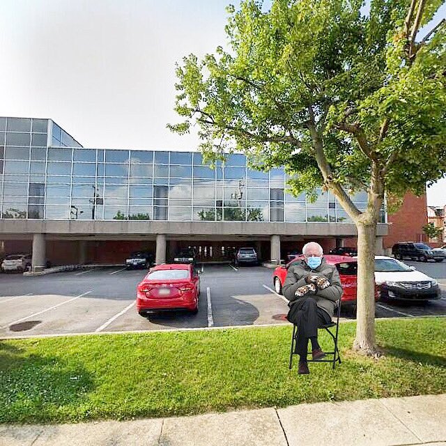 AllentownPubLib's tweet image. I am once again here to pickup my holds. #pickupwindow #librarylove