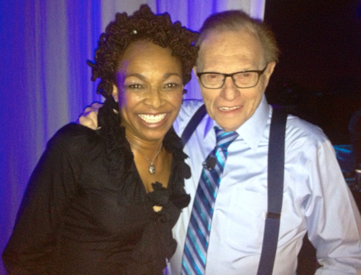 SIEDAHGARRETT's tweet photo. Such sad news to wake up to. RIP Larry King. Some people just touch your life in special ways. Thank you, Larry, for your fearlessness in raising our awareness.
#RIPLarryKing @kingsthings #legend #icon #RIP #RestInPeace #restinpeacelarryking https://t.co/7Pss1D040D