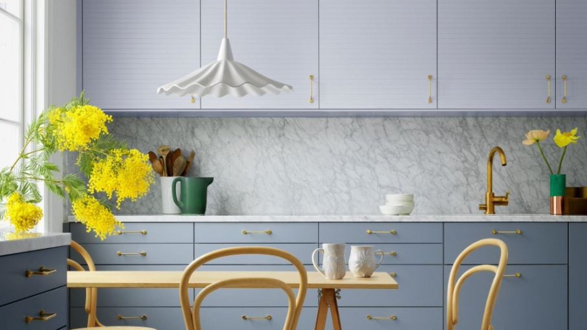 elementstudiosc's tweet image. Weekend inspo from @Originalbtc &amp;amp; their lovely ocean wave inspired Christie light.

This light &amp;amp; more in our Interiors Gift Ideas blog - originally for christmas ideas - but works perfectly for gifts all year round. 👇

 elementstudios.co.uk/journal

#interiordesigner #Lighting