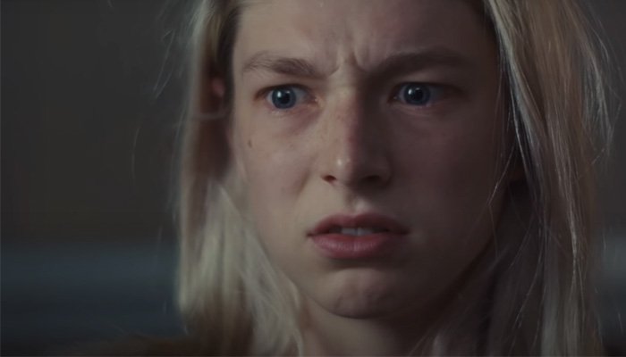 Perdus_YT's tweet photo. #Euphoria épisode spécial sur Jules :

Véritable bijou d'écriture et de montage, cet épisode met une fois de plus le cran au dessus. La qualité d'interprétation de Hunter Schafer est bluffante et la musique est extraordinaire. Une violente poésie.
C'est très fort. https://t.co/52B8VcHkY5