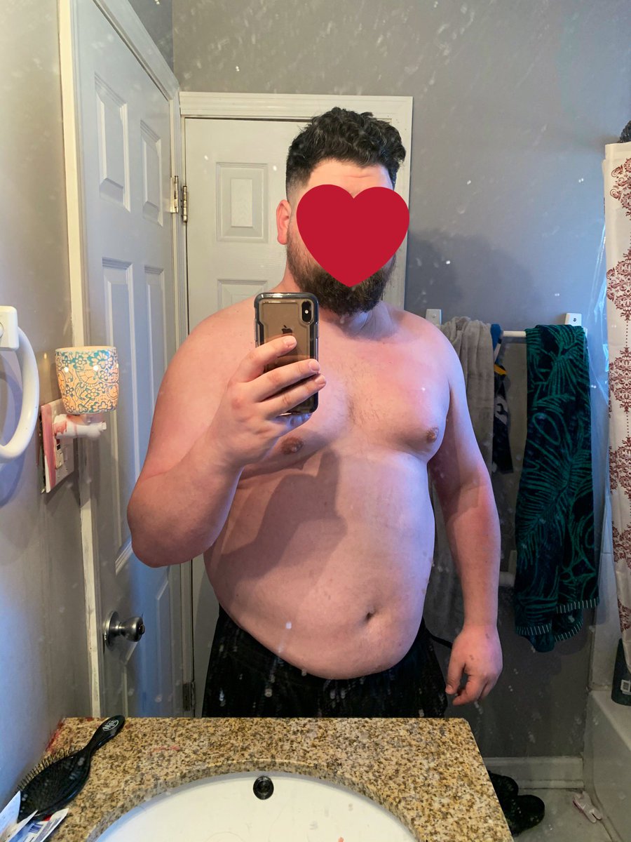 Midwest_daddd's tweet photo. Feeling myself today😁 #dadbod #chubbyguys #bearded #momslut #bicurious #straightcurious #kink #fetish #fantasy #cum #bigcock #bwc #saturday #onlyfansamateur https://t.co/o3An7Potmw