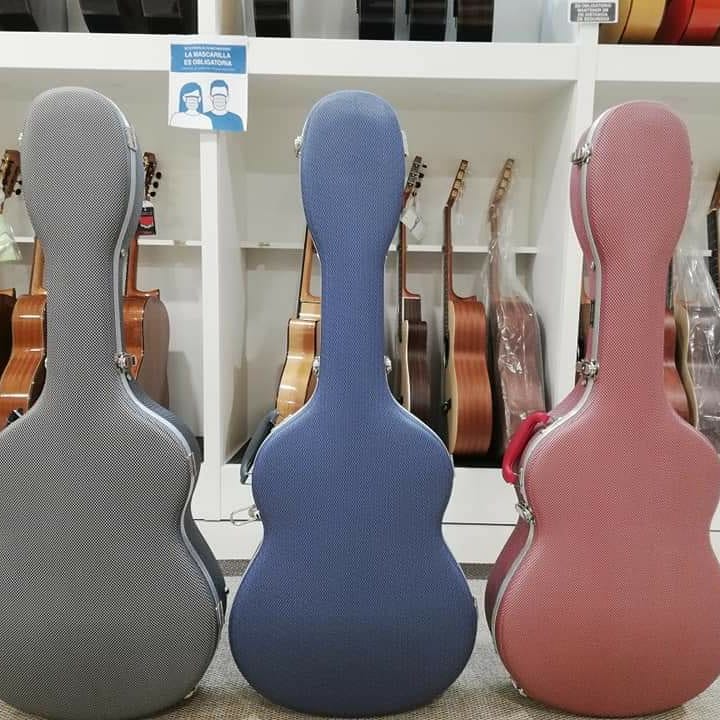 JferoM's tweet photo. Nuevos estuches para guitarra española en https://t.co/Kvj9GZMMPG. https://t.co/4lGLoJxr8i