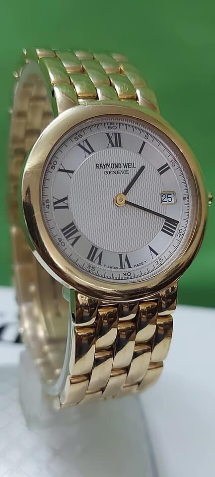 TheWatchShop1's tweet photo. #Raymond weil quartz original #Switzerland 🇨🇭 made preownned #watch
Price 32000/-

For more info.
https://t.co/Pm9h65FR93
WhatsApp or call 📱 03180808408 https://t.co/LWqTRYJYOD