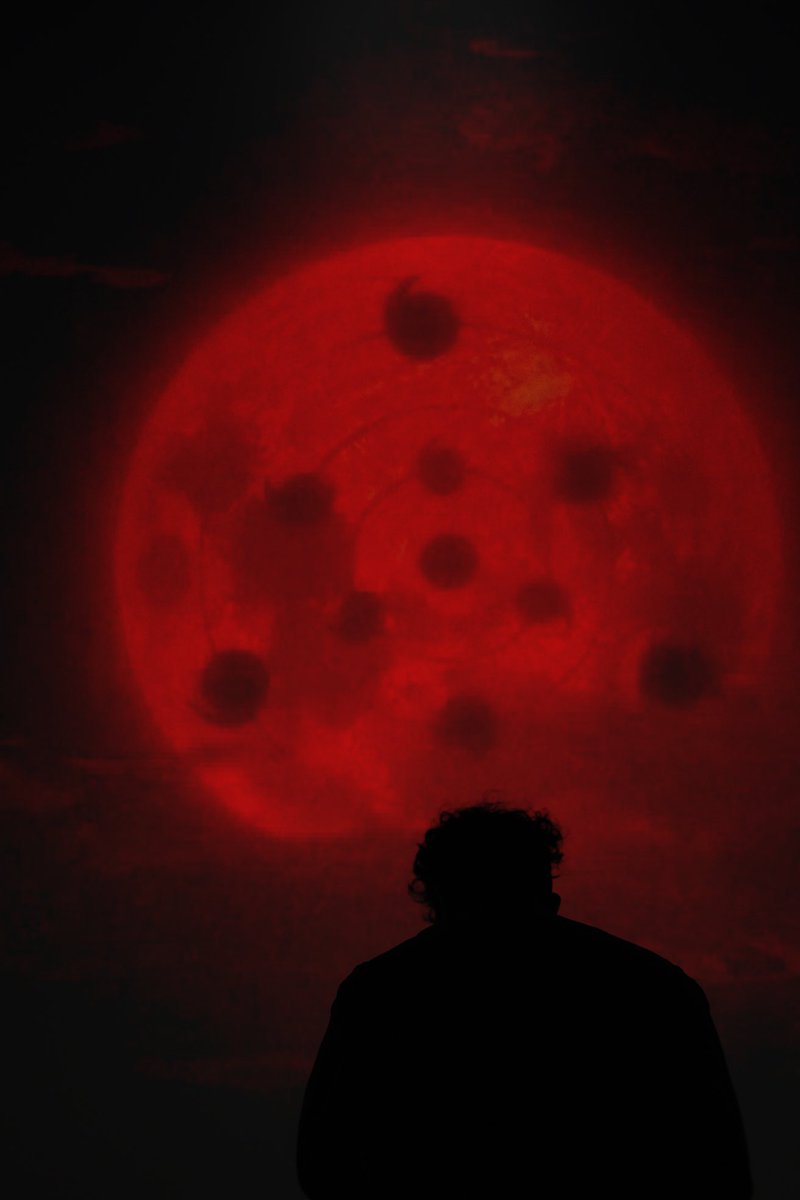 GRMNOFFICIAL1's tweet photo. Wake up to reality. Nothing ever goes as planned in this world. The longer you live,the more you realize that only pain, suffering and futility in this reality 🩸
#naruto #madara #graphicdesign https://t.co/Nuevk6TlAM