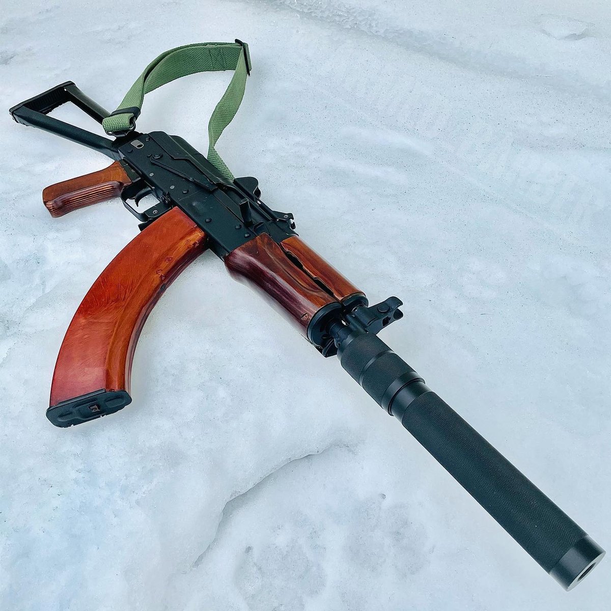 KVARCorp's tweet photo. Would you chop this?
-
📷 @armed_barber
-
Can’t wait to chop this thing off.
-
#slr107ur #krink #krinkov #kalashnikovsociety #kalashnikov #kalash #kalashgamestrong #kalashgang #sevensixtwo #bakelite #russianwood #winter #snow #akfanatics https://t.co/paUIJTPmHm