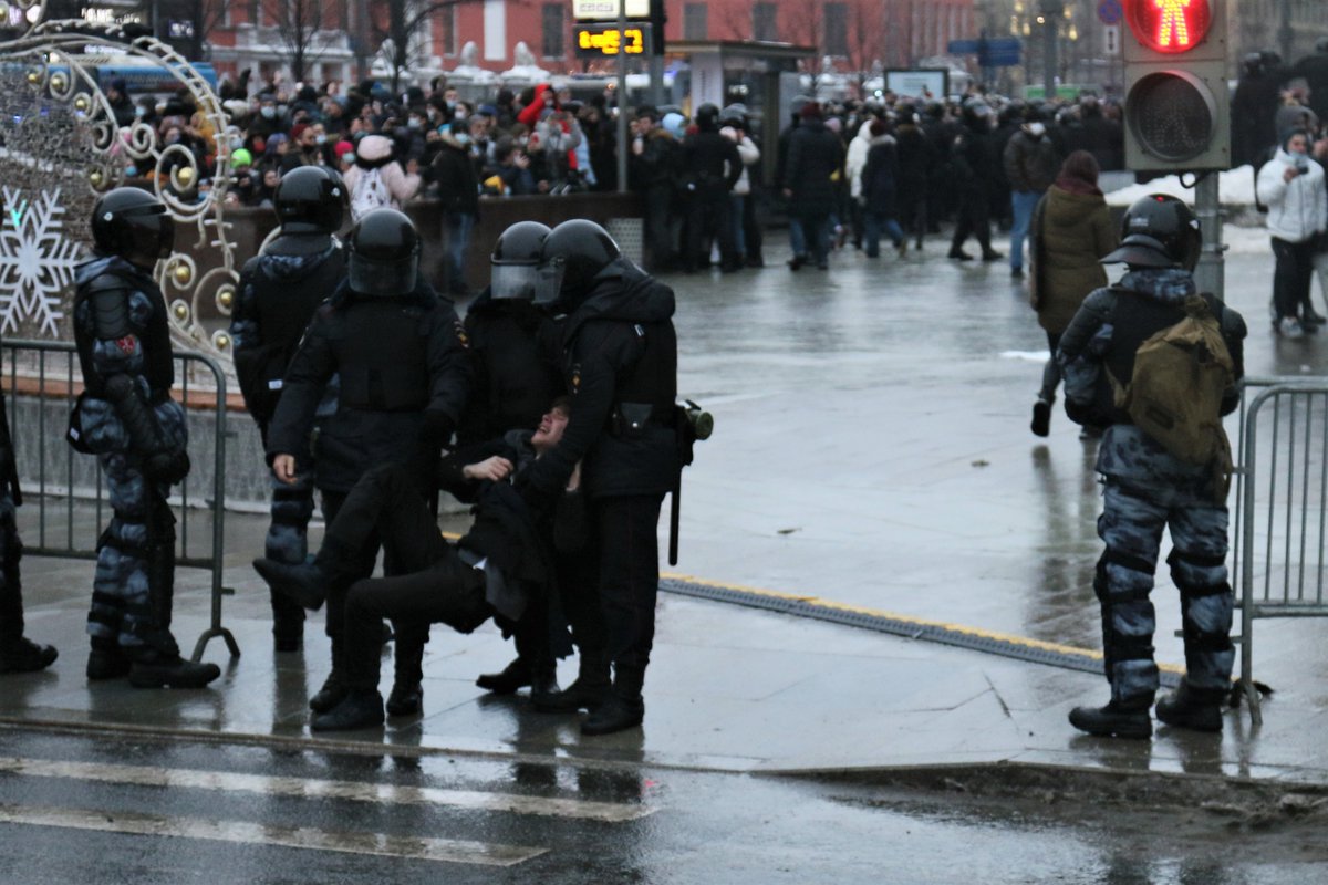 _kop_lan's tweet photo. Не простим!
#23январяЗаСвободу #СвободуНавальному #navalnyprotests #Navalny #паразиты #МентовскийБеспредел #ОМОН https://t.co/Y0FkHSupJs