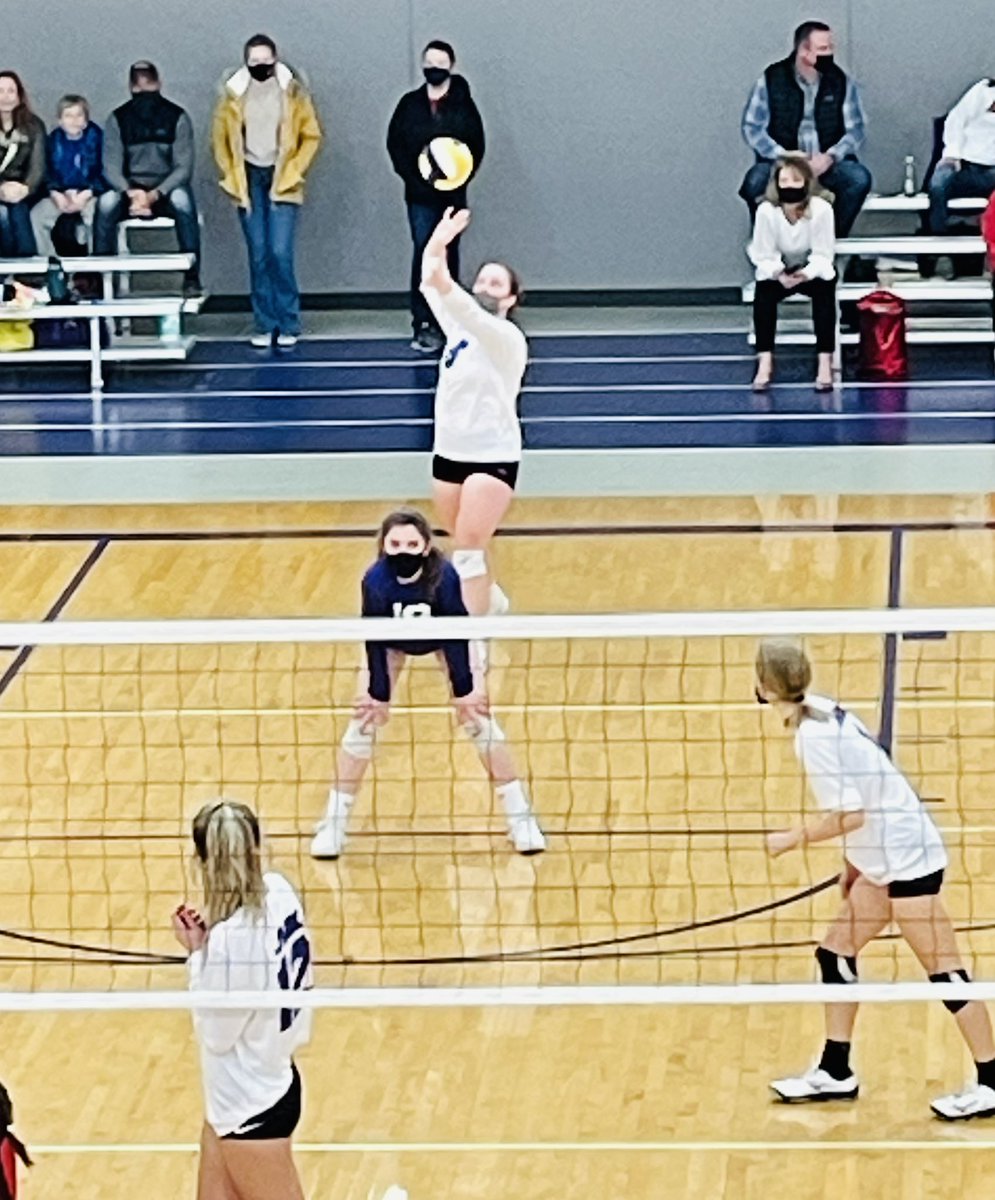 Kbook8050's tweet photo. Sport #1 of the day-awesome go see this kid back hitting #jvbc #kill ππππ https://t.co/Gvn7ZD6Rwj
