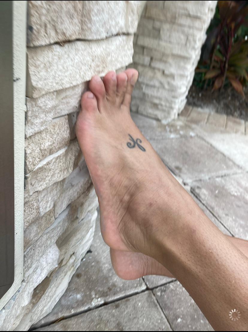 ColorfulFeet's tweet image. #foot #footfetish #toes #footfetishnation #soles #footsoles #footporn #footgoddess #foottattoo #footfetishgroup #feetpics #footpicsformoney #footpics #feetfetishworld #feetformoney #feetlovers #prettyfeet #footfetishcommunity #toesfetish #prettytoes 
patreon.com/lovecolorfulfe…
