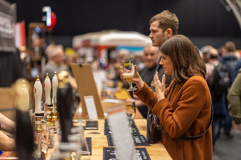 MancBeerFest's tweet photo. We're all rather be together at our beer and cider festival...
But the next best thing is here - Manchester Pubs Matter Festival!
Details, FAQs, book events here: https://t.co/mtDz5abe0N…
#PubsMatter #MPBF https://t.co/ngfmnq4Rcn