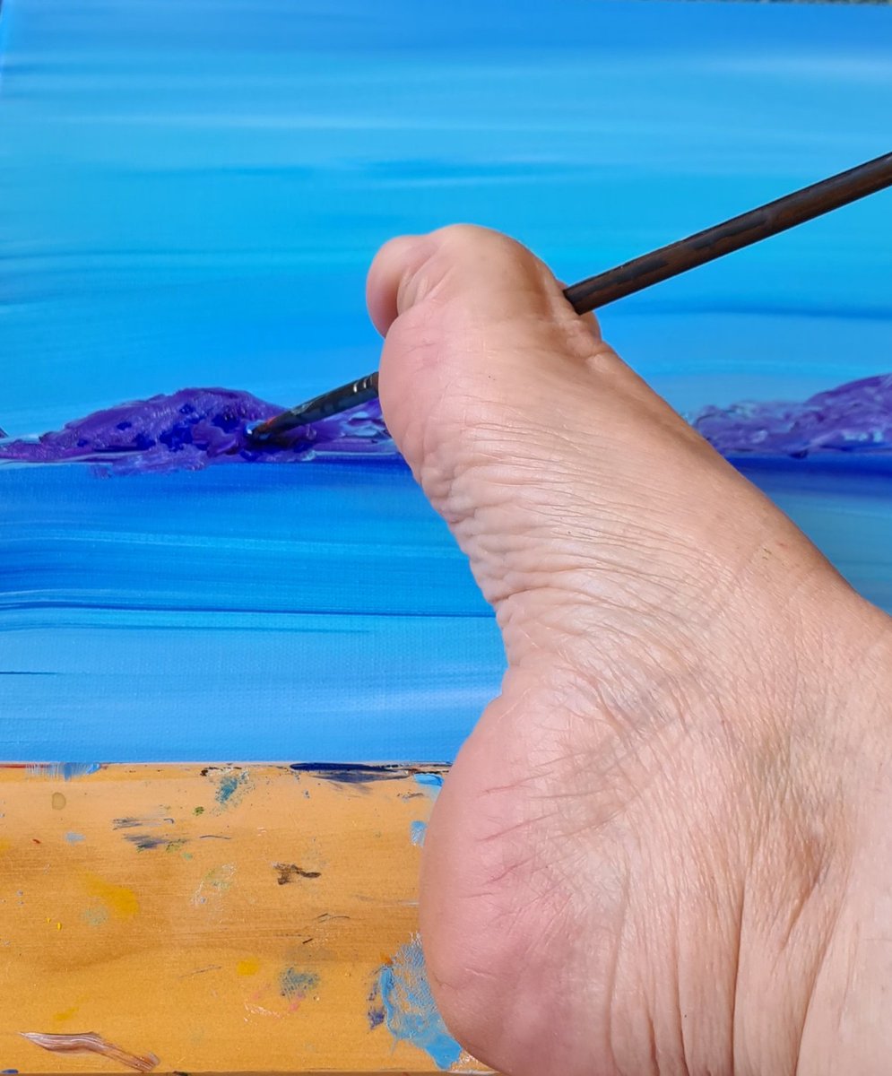 footsiephotos's tweet photo. Good Sunday morning to all of you. Hope you have a fabulous day.
Keep smiling :)
#art #painting #artwork #womensart #thalidomide #mfpa #footpainter https://t.co/LyyatmgK9C
