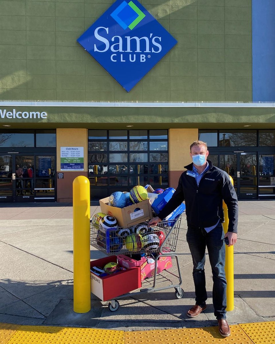 coaelementary's tweet photo. We'd like to affirm one of our main sponsors (he is also one of our parents), @SamsClub for the donation of 35 soccer balls to our school. This helps align with COVID safety protocols.
@GCC_Charters #IgnitePositiveChange #BeBrave
@COA_MrSerdi @GoncharLarissa https://t.co/Gqne71Hvx6